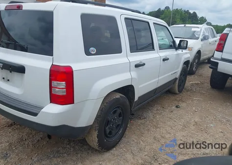 2016 Jeep Patriot Sport z USA, uszkodzony, nr VIN 1C4NJPBA9GD667010